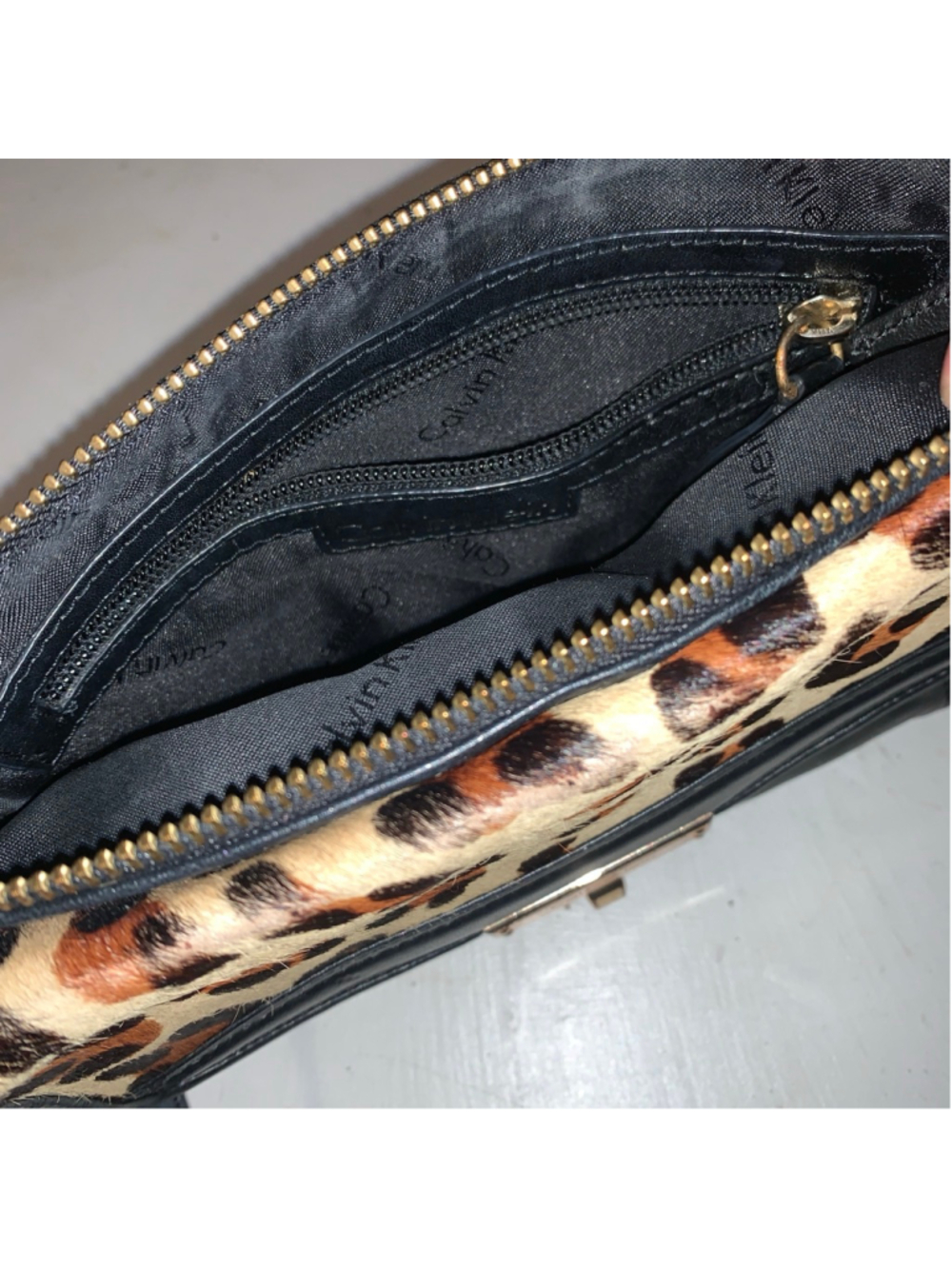 Women's Calvin Klein Black & Animal Print Crossbody Bag Small - Picture 10 of 13